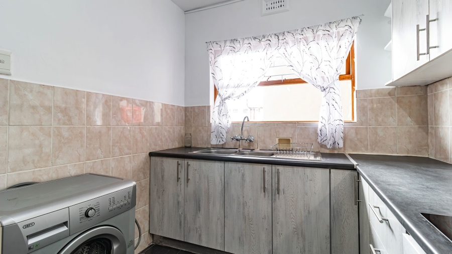 To Let 2 Bedroom Property for Rent in Plumstead Western Cape